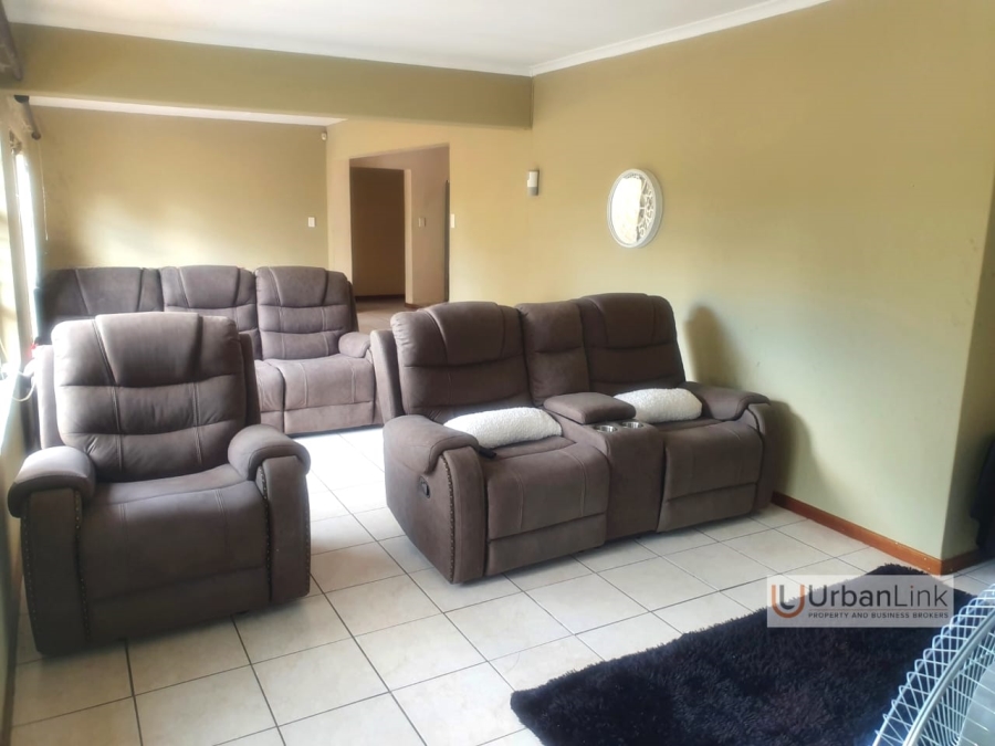 3 Bedroom Property for Sale in Waterval East North West